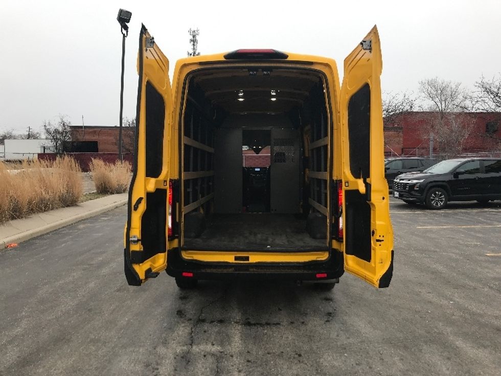 Cargo Van (Panel Van)-Light and Medium Duty Trucks-Ford-2021-Transit 250-Toronto-ON-104,684\n\t\tkm-$ 38,500 - Image 10