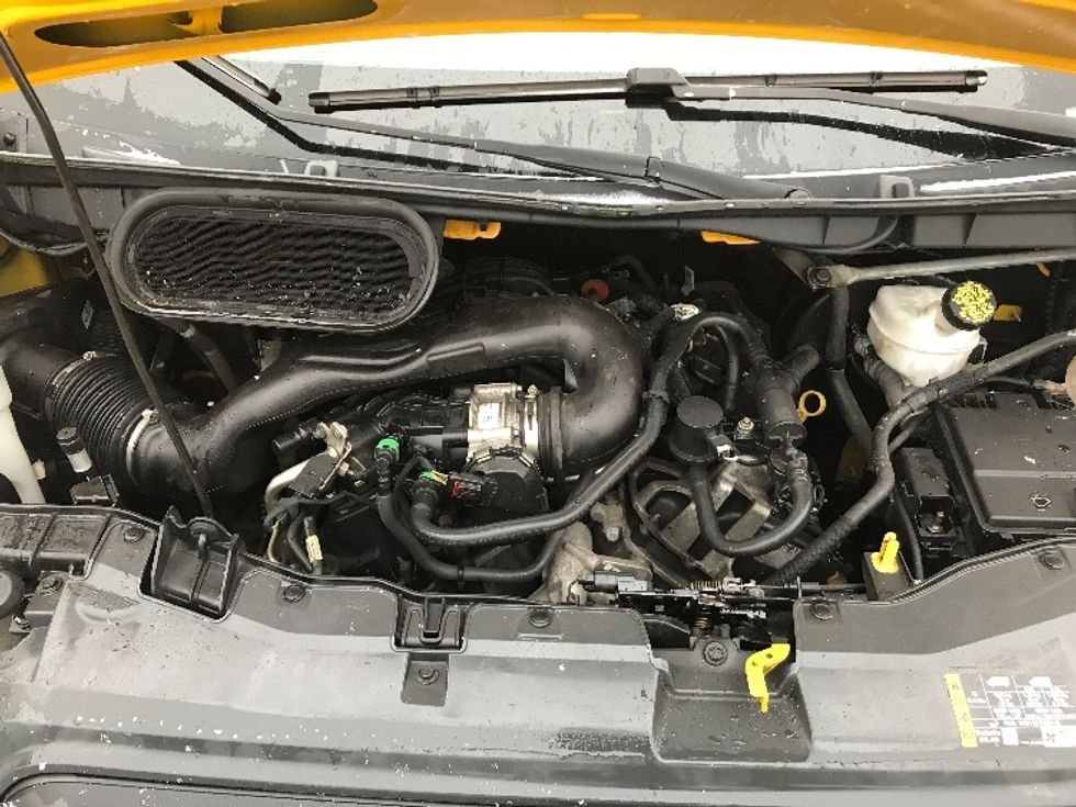 Cargo Van (Panel Van)-Light and Medium Duty Trucks-Ford-2021-Transit 250-Toronto-ON-104,684\n\t\tkm-$ 38,500 - Image 21