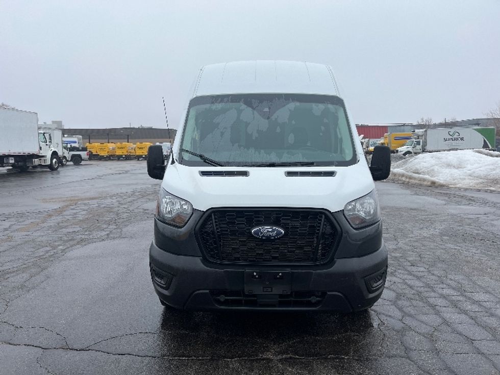 Cargo Van (Panel Van)-Light and Medium Duty Trucks-Ford-2021-Transit 250-Toronto-ON-120,447\n\t\tkm-$ 44,000 - Image 2