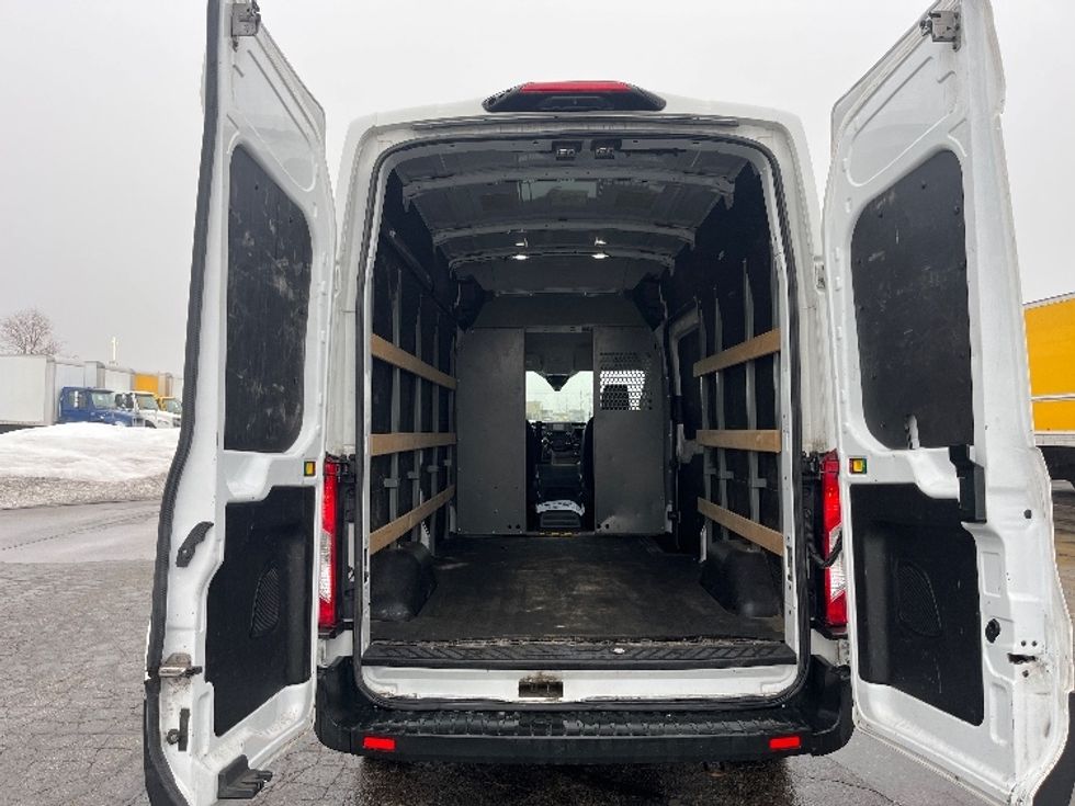 Cargo Van (Panel Van)-Light and Medium Duty Trucks-Ford-2021-Transit 250-Toronto-ON-120,447\n\t\tkm-$ 44,000 - Image 8