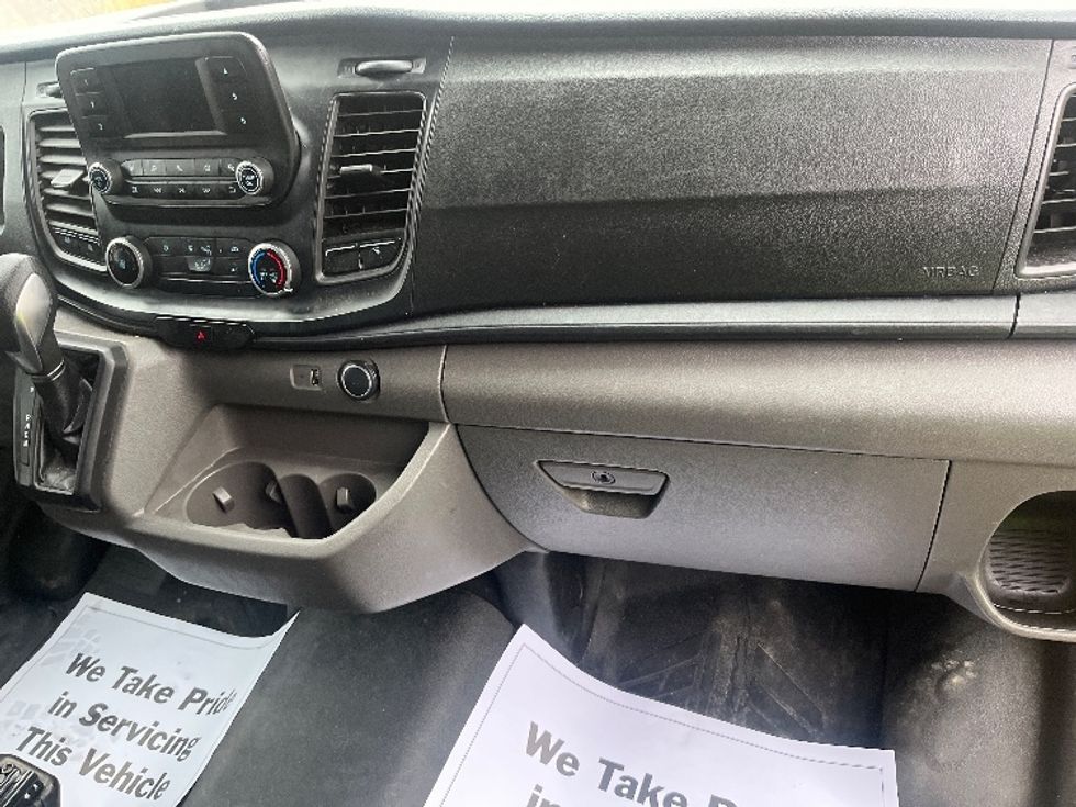 Cargo Van (Panel Van)-Light and Medium Duty Trucks-Ford-2021-Transit 250-Toronto-ON-147,137\n\t\tkm-$ 37,000 - Image 20