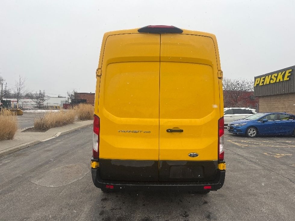 Cargo Van (Panel Van)-Light and Medium Duty Trucks-Ford-2021-Transit 250-Toronto-ON-147,137\n\t\tkm-$ 37,000 - Image 7