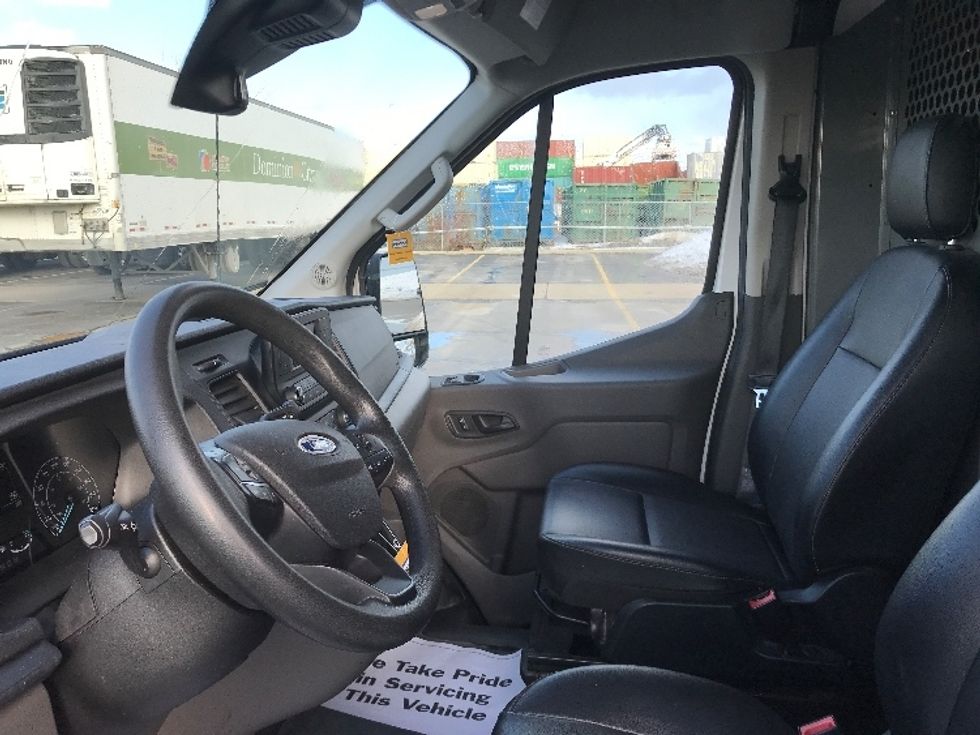Cargo Van (Panel Van)-Light and Medium Duty Trucks-Ford-2021-Transit 250-Toronto-ON-93,191\n\t\tkm-$ 45,750 - Image 16