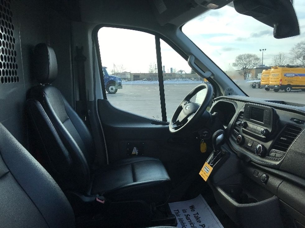 Cargo Van (Panel Van)-Light and Medium Duty Trucks-Ford-2021-Transit 250-Toronto-ON-93,191\n\t\tkm-$ 45,750 - Image 19