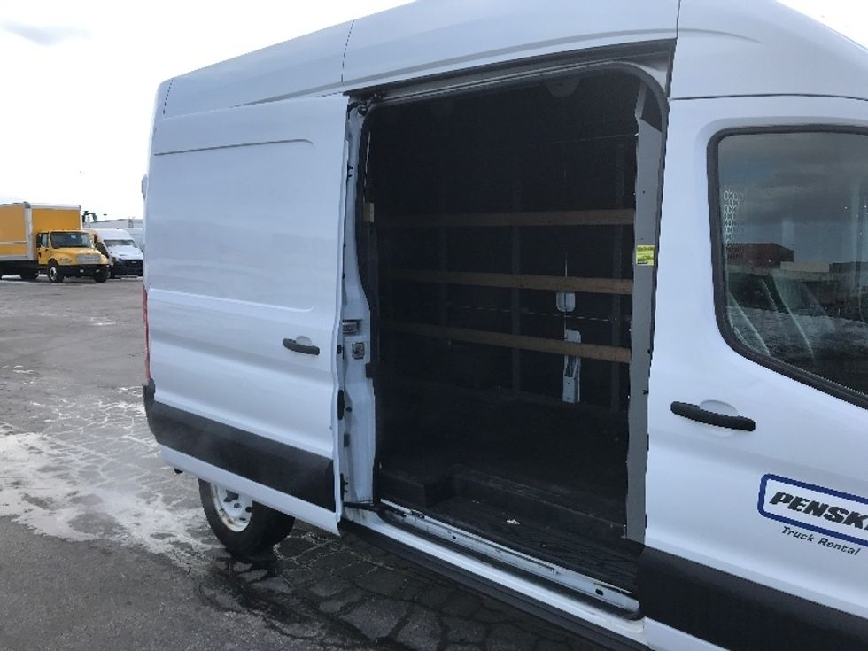 Cargo Van (Panel Van)-Light and Medium Duty Trucks-Ford-2021-Transit 250-Toronto-ON-93,191\n\t\tkm-$ 45,750 - Image 22