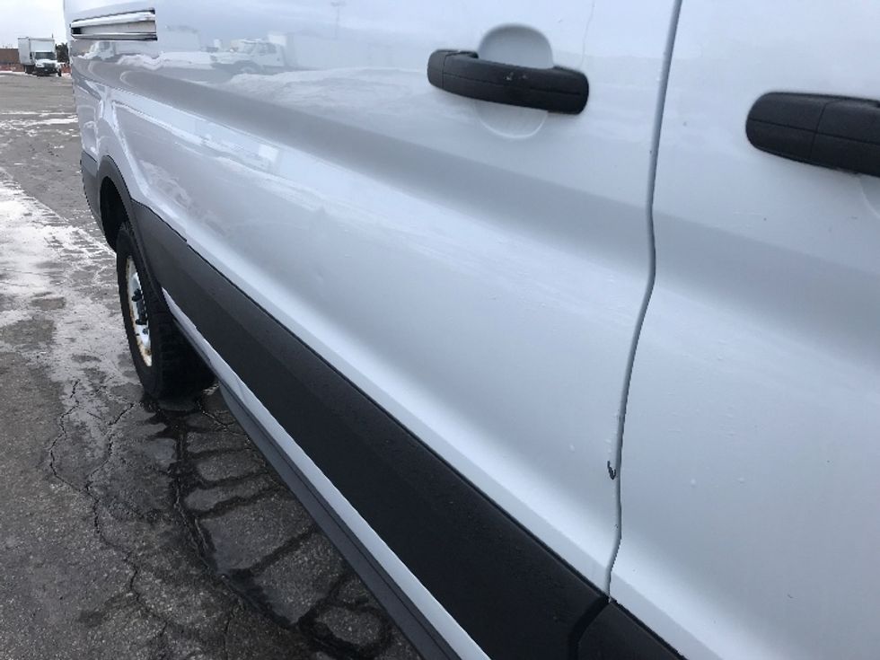 Cargo Van (Panel Van)-Light and Medium Duty Trucks-Ford-2021-Transit 250-Toronto-ON-93,191\n\t\tkm-$ 45,750 - Image 25