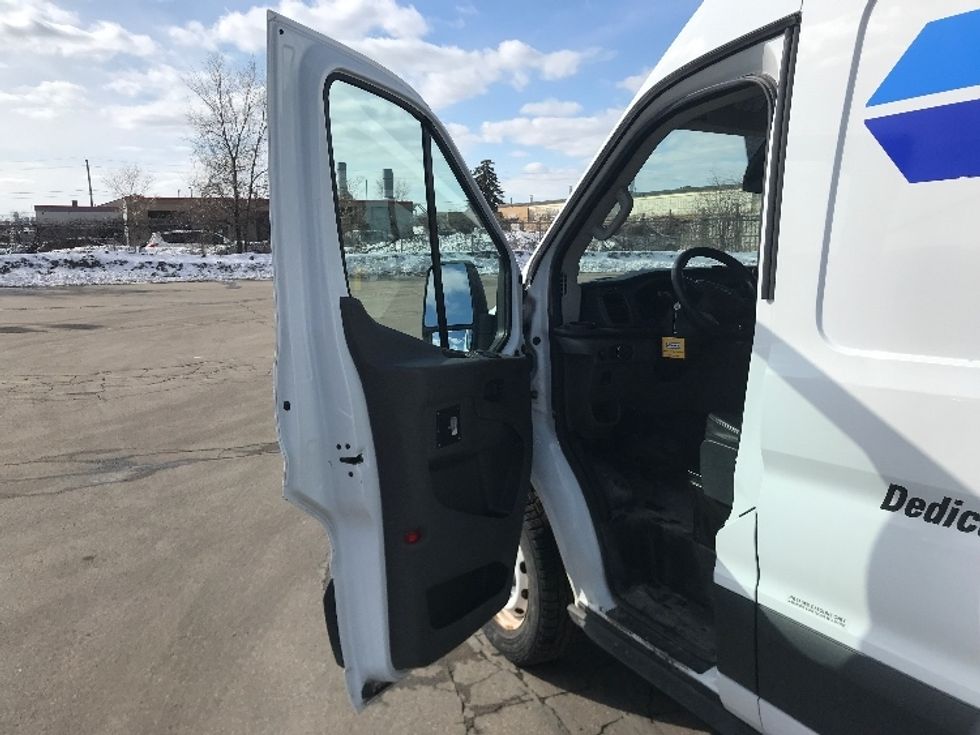 Cargo Van (Panel Van)-Light and Medium Duty Trucks-Ford-2021-Transit 250-Toronto-ON-96,276\n\t\tkm-$ 45,750 - Image 13