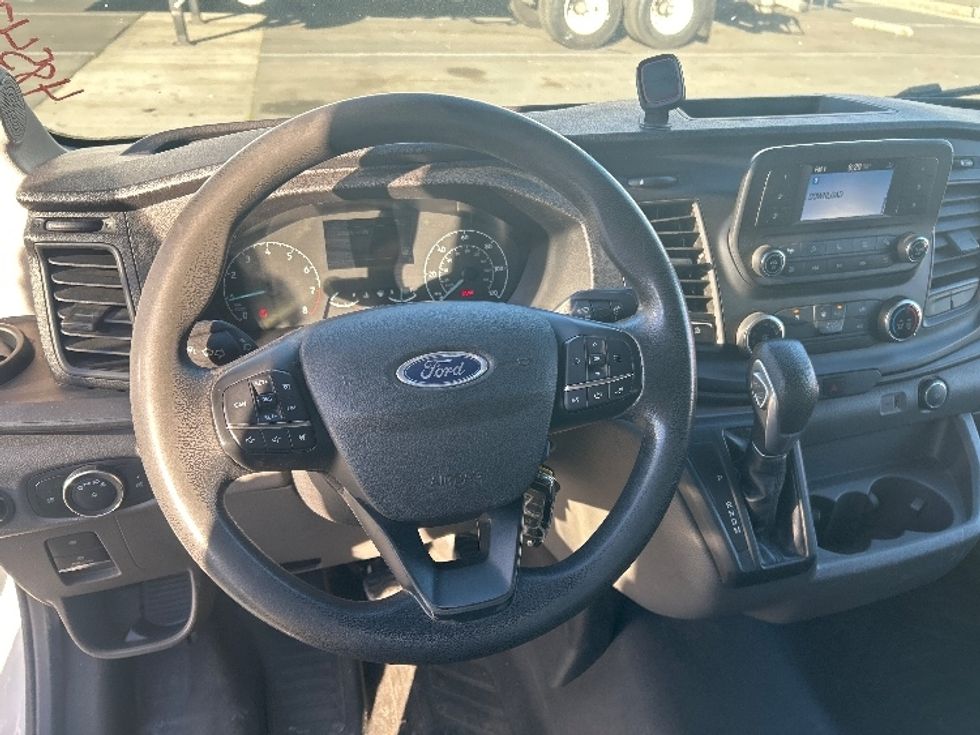 Cargo Van (Panel Van)-Light and Medium Duty Trucks-Ford-2021-Transit 250-Torrance-CA-110,952\n\t\tmiles-$ 32,500 - Image 18