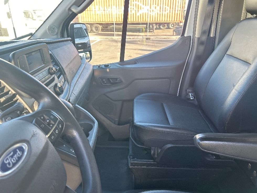Cargo Van (Panel Van)-Light and Medium Duty Trucks-Ford-2021-Transit 250-Torrance-CA-110,952\n\t\tmiles-$ 32,500 - Image 19