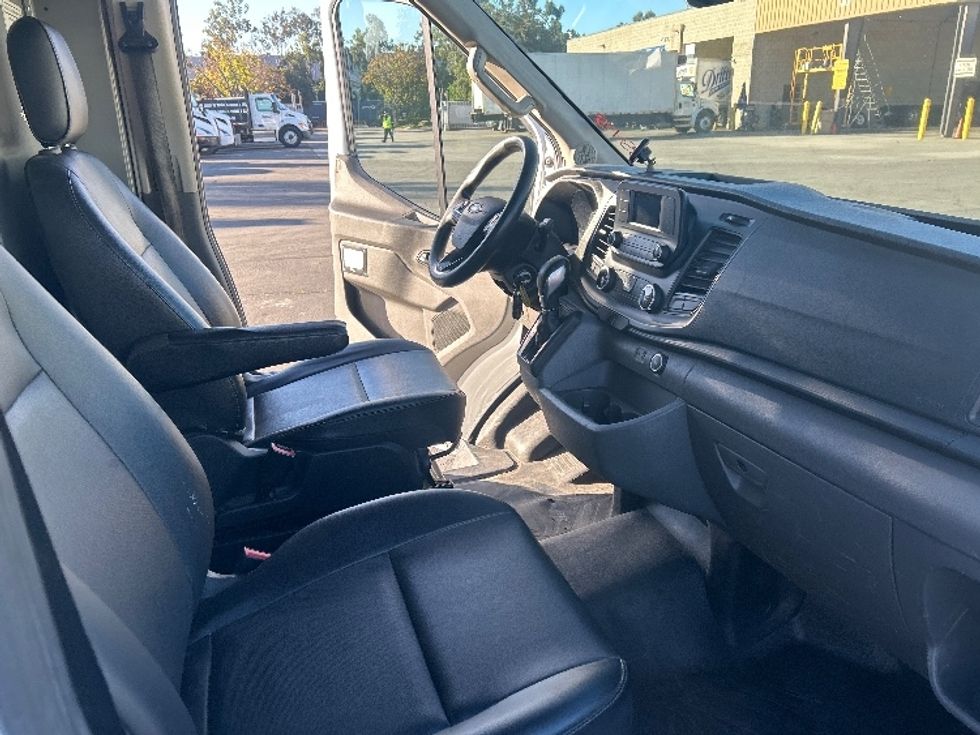 Cargo Van (Panel Van)-Light and Medium Duty Trucks-Ford-2021-Transit 250-Torrance-CA-110,952\n\t\tmiles-$ 32,500 - Image 22