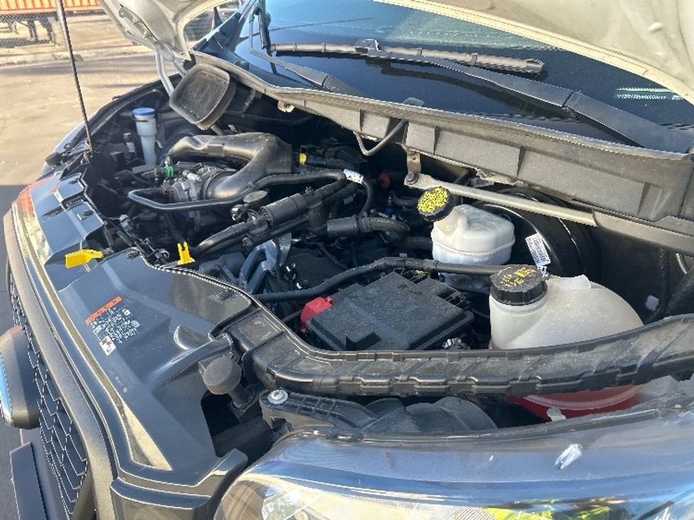 Cargo Van (Panel Van)-Light and Medium Duty Trucks-Ford-2021-Transit 250-Torrance-CA-110,952\n\t\tmiles-$ 32,500 - Image 24