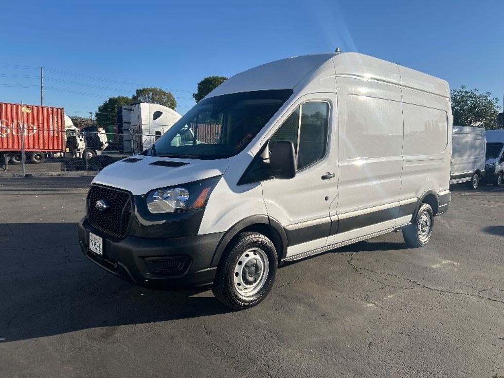Cargo Van (Panel Van)-Light and Medium Duty Trucks-Ford-2021-Transit 250-Torrance-CA-110,952\n\t\tmiles-$ 32,500 - Image 3
