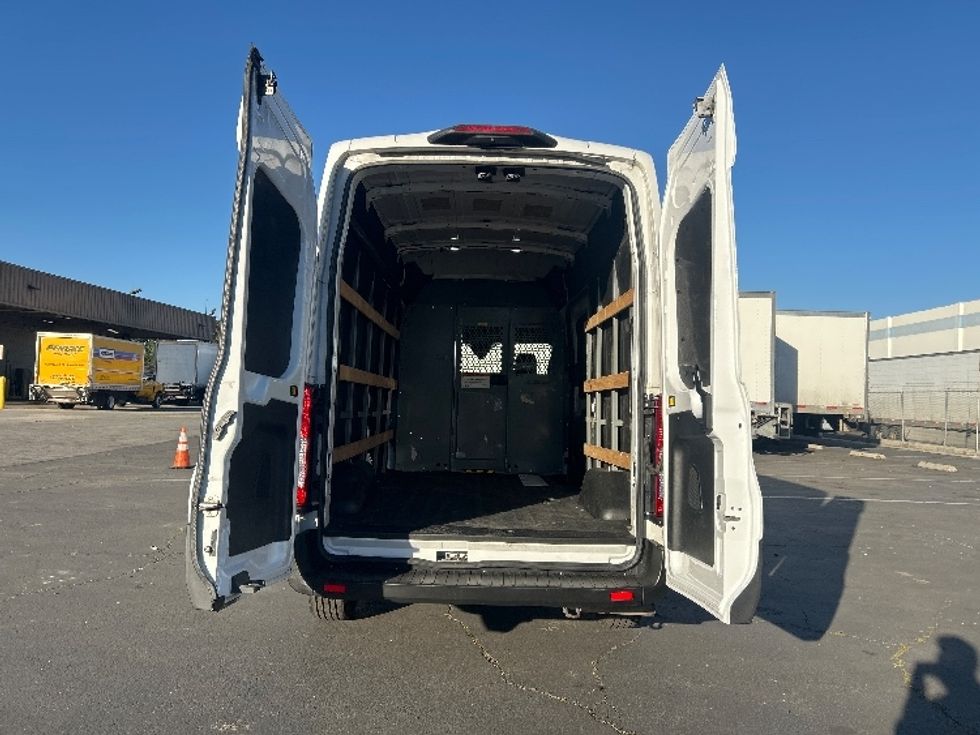 Cargo Van (Panel Van)-Light and Medium Duty Trucks-Ford-2021-Transit 250-Torrance-CA-110,952\n\t\tmiles-$ 32,500 - Image 8