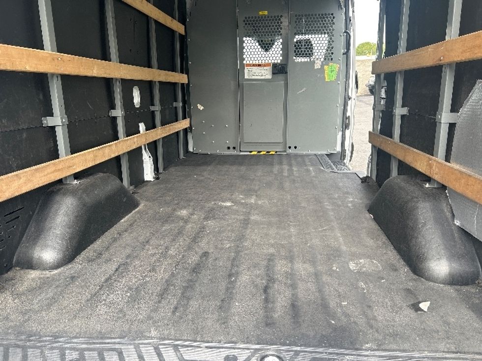 Cargo Van (Panel Van)-Light and Medium Duty Trucks-Ford-2021-Transit 250-Torrance-CA-116,694\n\t\tmiles-$ 32,000 - Image 10
