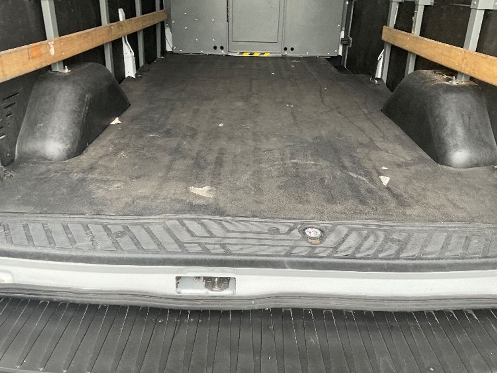 Cargo Van (Panel Van)-Light and Medium Duty Trucks-Ford-2021-Transit 250-Torrance-CA-118,573\n\t\tmiles-$ 31,750 - Image 10