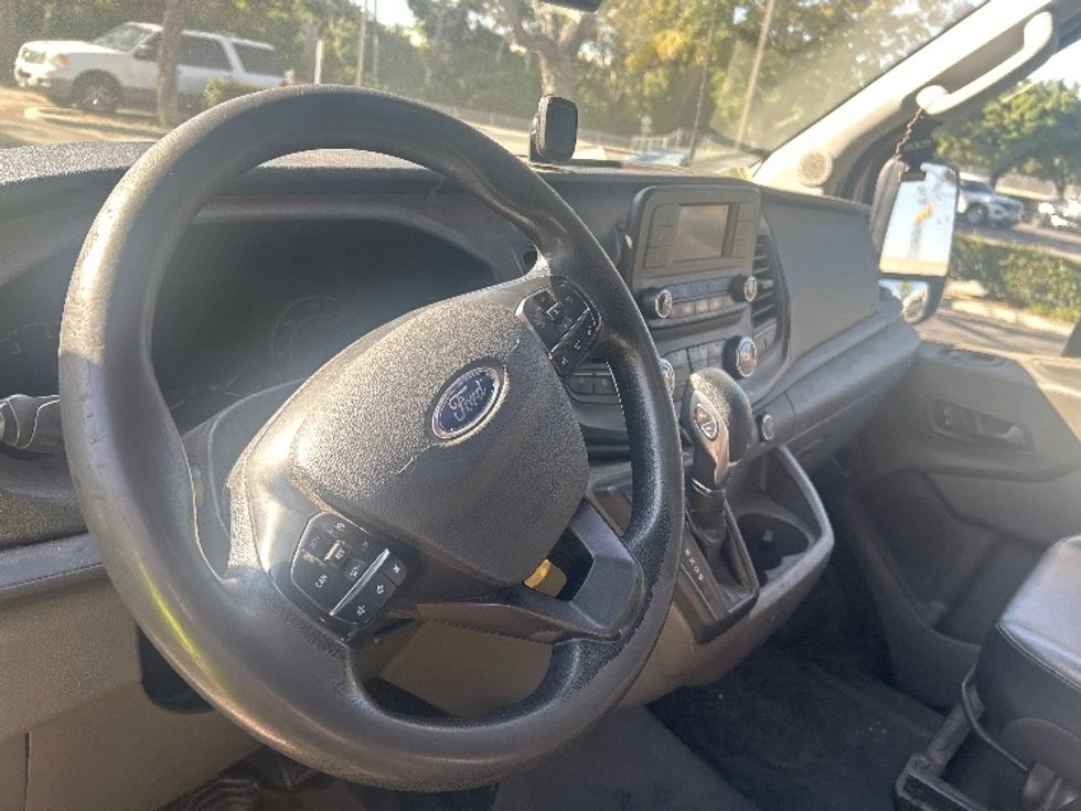 Cargo Van (Panel Van)-Light and Medium Duty Trucks-Ford-2021-Transit 250-Torrance-CA-118,738\n\t\tmiles-$ 31,750 - Image 17
