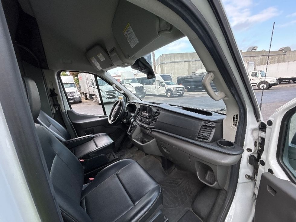 Cargo Van (Panel Van)-Light and Medium Duty Trucks-Ford-2021-Transit 250-Torrance-CA-126,163\n\t\tmiles-$ 32,000 - Image 20