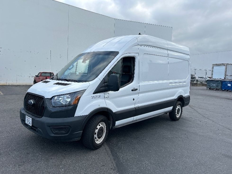 Cargo Van (Panel Van)-Light and Medium Duty Trucks-Ford-2021-Transit 250-Torrance-CA-126,163\n\t\tmiles-$ 32,000 - Image 3