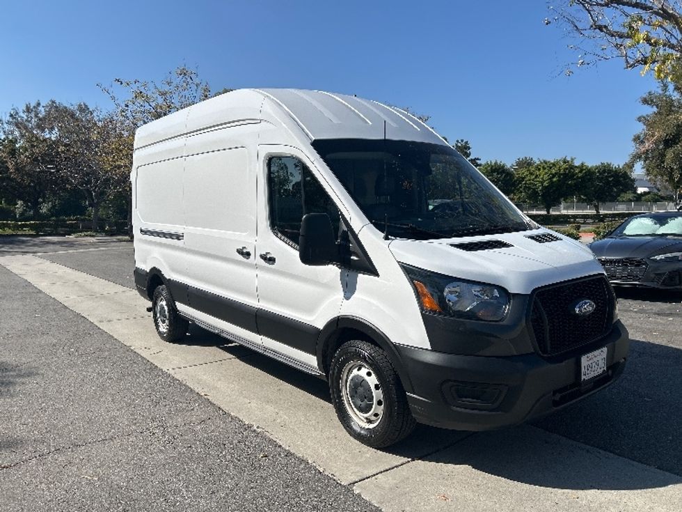 Cargo Van (Panel Van)-Light and Medium Duty Trucks-Ford-2021-Transit 250-Torrance-CA-133,540\n\t\tmiles-$ 29,250 - Image 1