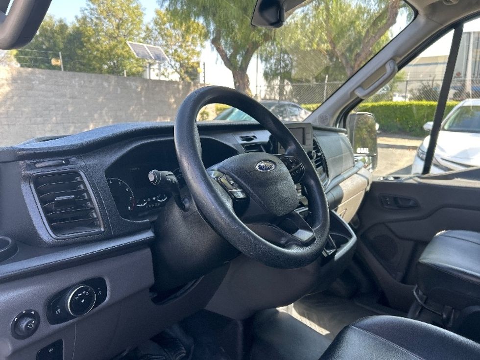 Cargo Van (Panel Van)-Light and Medium Duty Trucks-Ford-2021-Transit 250-Torrance-CA-133,540\n\t\tmiles-$ 29,250 - Image 17