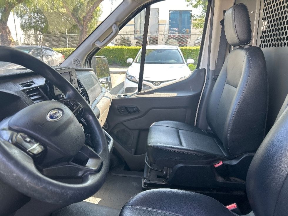 Cargo Van (Panel Van)-Light and Medium Duty Trucks-Ford-2021-Transit 250-Torrance-CA-133,540\n\t\tmiles-$ 29,250 - Image 19