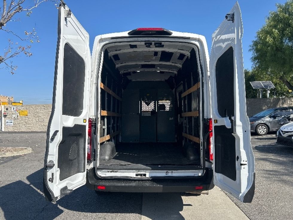 Cargo Van (Panel Van)-Light and Medium Duty Trucks-Ford-2021-Transit 250-Torrance-CA-133,540\n\t\tmiles-$ 29,250 - Image 8