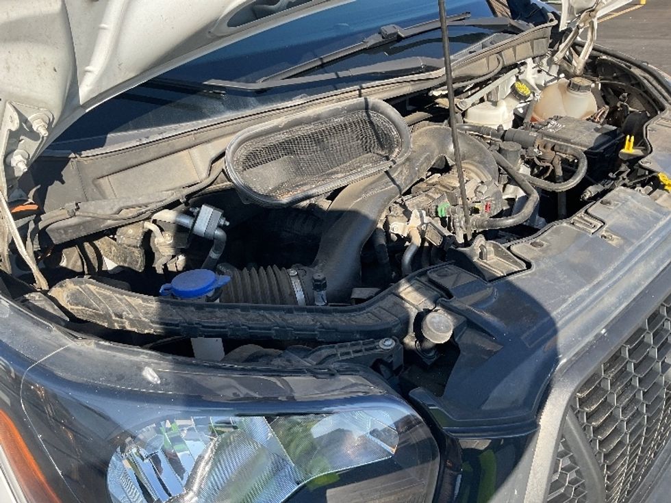 Cargo Van (Panel Van)-Light and Medium Duty Trucks-Ford-2021-Transit 250-Torrance-CA-134,533\n\t\tmiles-$ 29,000 - Image 21