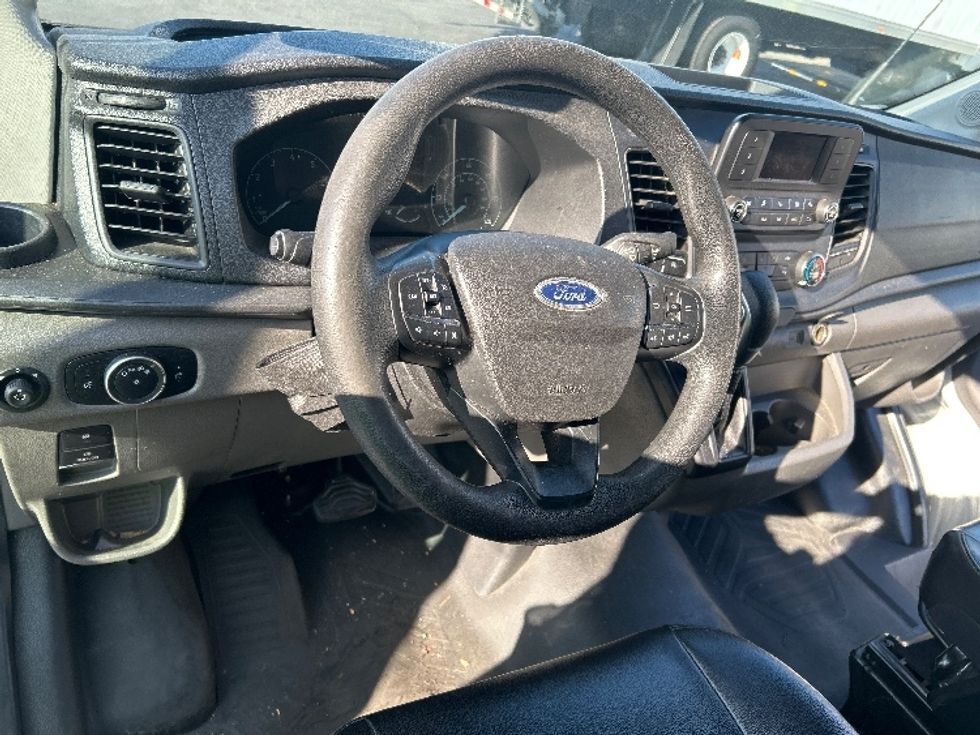 Cargo Van (Panel Van)-Light and Medium Duty Trucks-Ford-2021-Transit 250-Torrance-CA-166,120\n\t\tmiles-$ 23,000 - Image 16