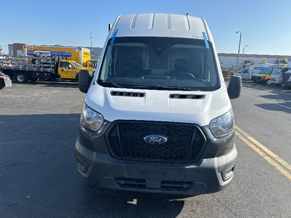 Cargo Van (Panel Van)-Light and Medium Duty Trucks-Ford-2021-Transit 250-Torrance-CA-166,120\n\t\tmiles-$ 23,000 - Image 2