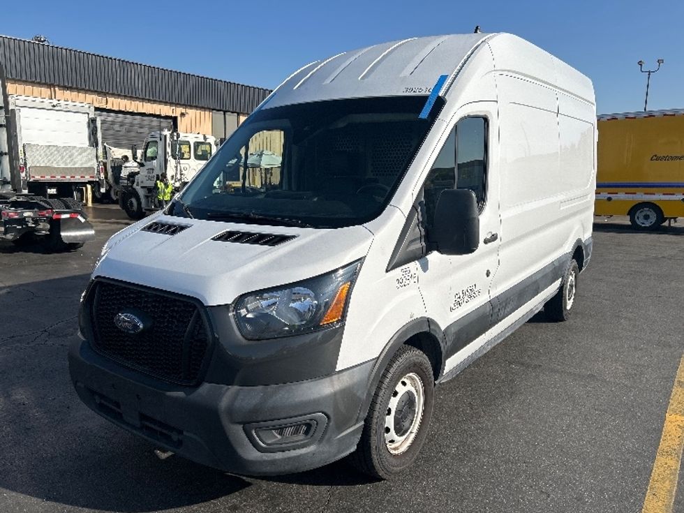 Cargo Van (Panel Van)-Light and Medium Duty Trucks-Ford-2021-Transit 250-Torrance-CA-166,120\n\t\tmiles-$ 23,000 - Image 3