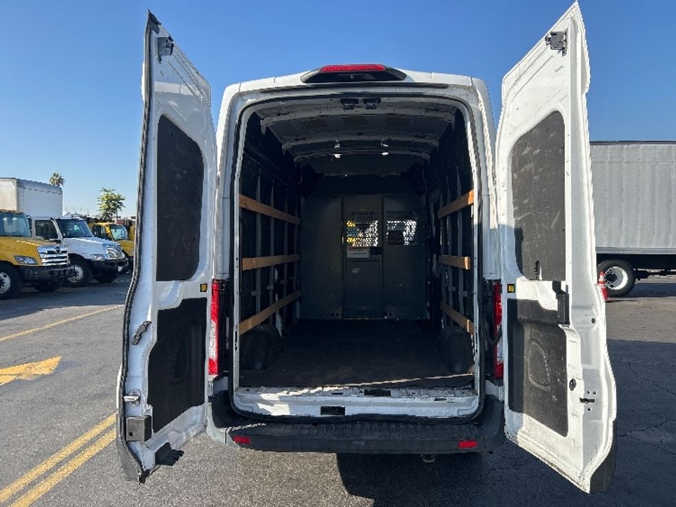 Cargo Van (Panel Van)-Light and Medium Duty Trucks-Ford-2021-Transit 250-Torrance-CA-166,120\n\t\tmiles-$ 23,000 - Image 8