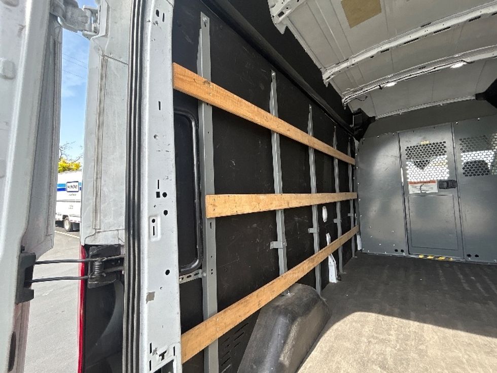 Cargo Van (Panel Van)-Light and Medium Duty Trucks-Ford-2021-Transit 250-Torrance-CA-42,601\n\t\tmiles-$ 39,500 - Image 10
