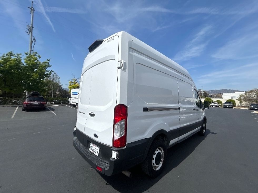 Cargo Van (Panel Van)-Light and Medium Duty Trucks-Ford-2021-Transit 250-Torrance-CA-42,601\n\t\tmiles-$ 39,500 - Image 12
