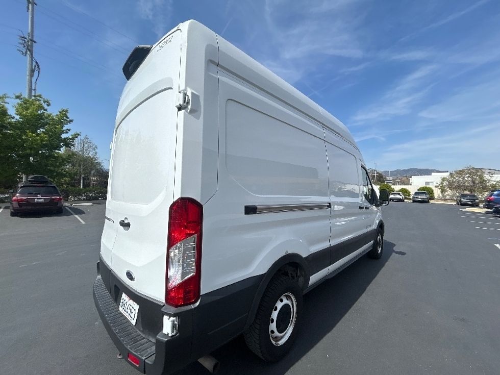 Cargo Van (Panel Van)-Light and Medium Duty Trucks-Ford-2021-Transit 250-Torrance-CA-42,601\n\t\tmiles-$ 39,500 - Image 5
