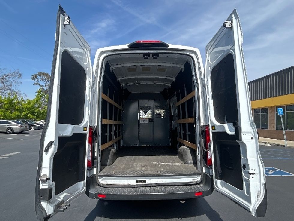 Cargo Van (Panel Van)-Light and Medium Duty Trucks-Ford-2021-Transit 250-Torrance-CA-42,601\n\t\tmiles-$ 39,500 - Image 7