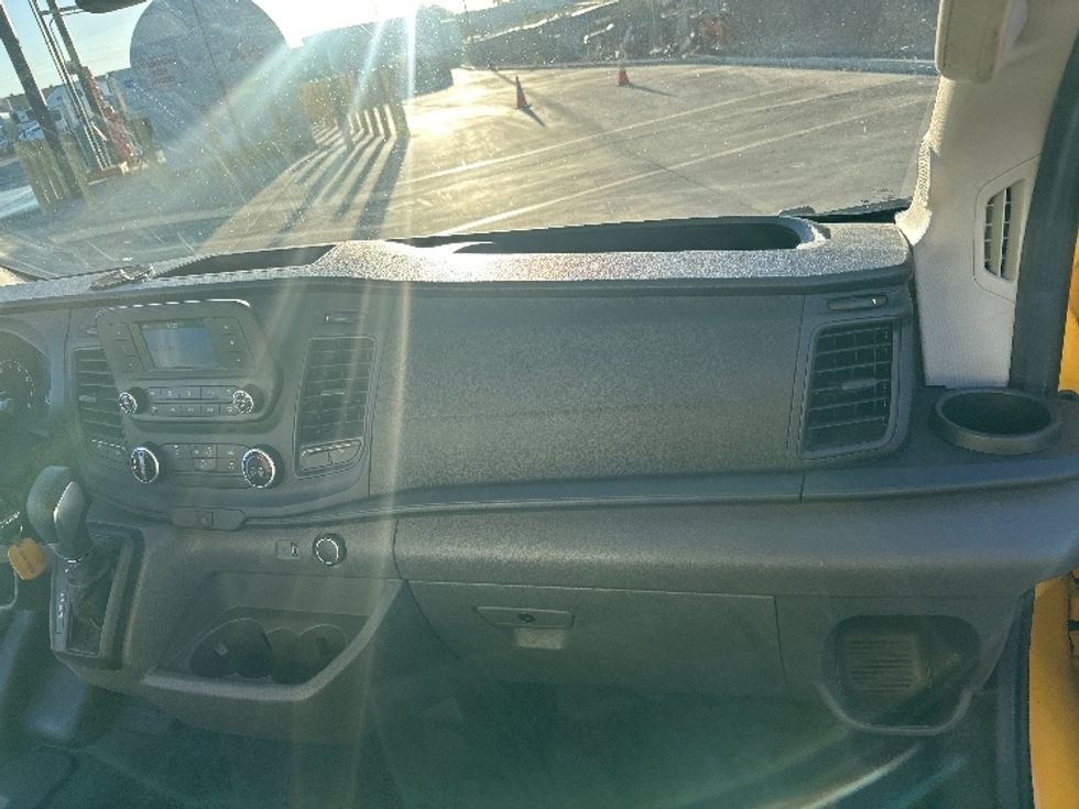 Cargo Van (Panel Van)-Light and Medium Duty Trucks-Ford-2021-Transit 250-Torrance-CA-71,131\n\t\tmiles-$ 31,750 - Image 20