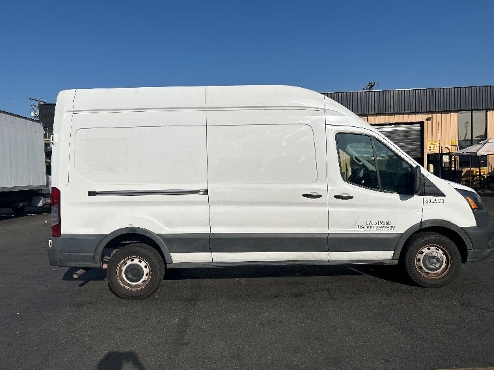 Cargo Van (Panel Van)-Light and Medium Duty Trucks-Ford-2021-Transit 250-Torrance-CA-95,354\n\t\tmiles-$ 33,000 - Image 14