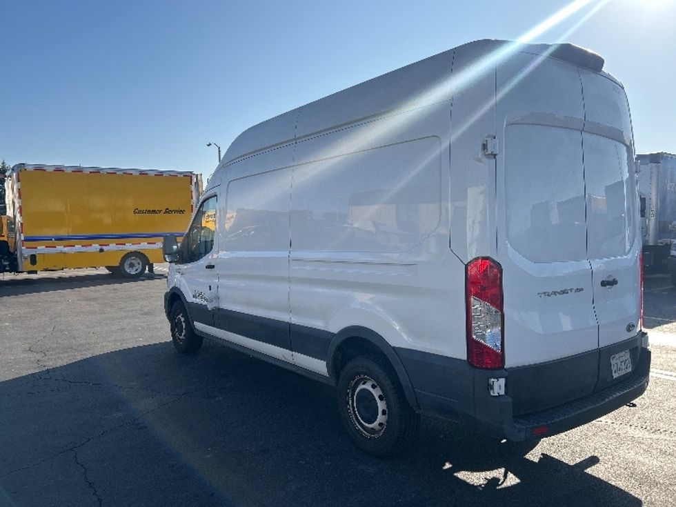 Cargo Van (Panel Van)-Light and Medium Duty Trucks-Ford-2021-Transit 250-Torrance-CA-95,354\n\t\tmiles-$ 33,000 - Image 6
