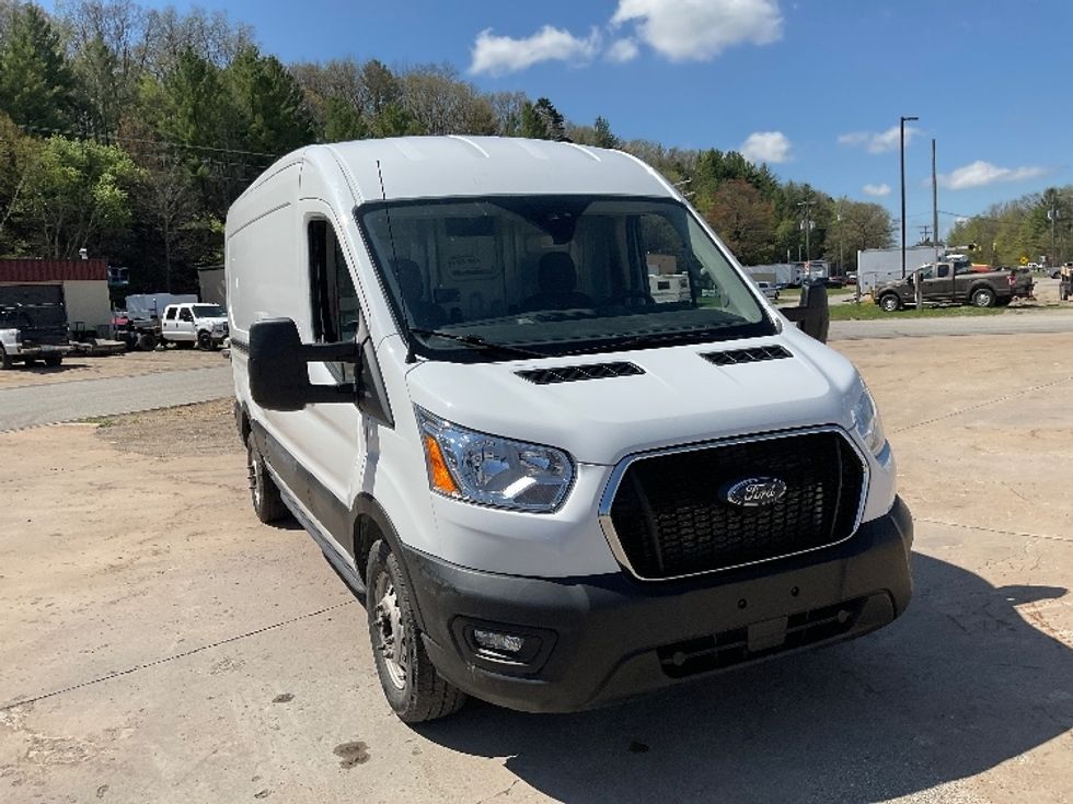 Cargo Van (Panel Van)-Light and Medium Duty Trucks-Ford-2021-Transit 250-Traverse City-MI-63,982\n\t\tmiles-$ 33,250 - Image 1