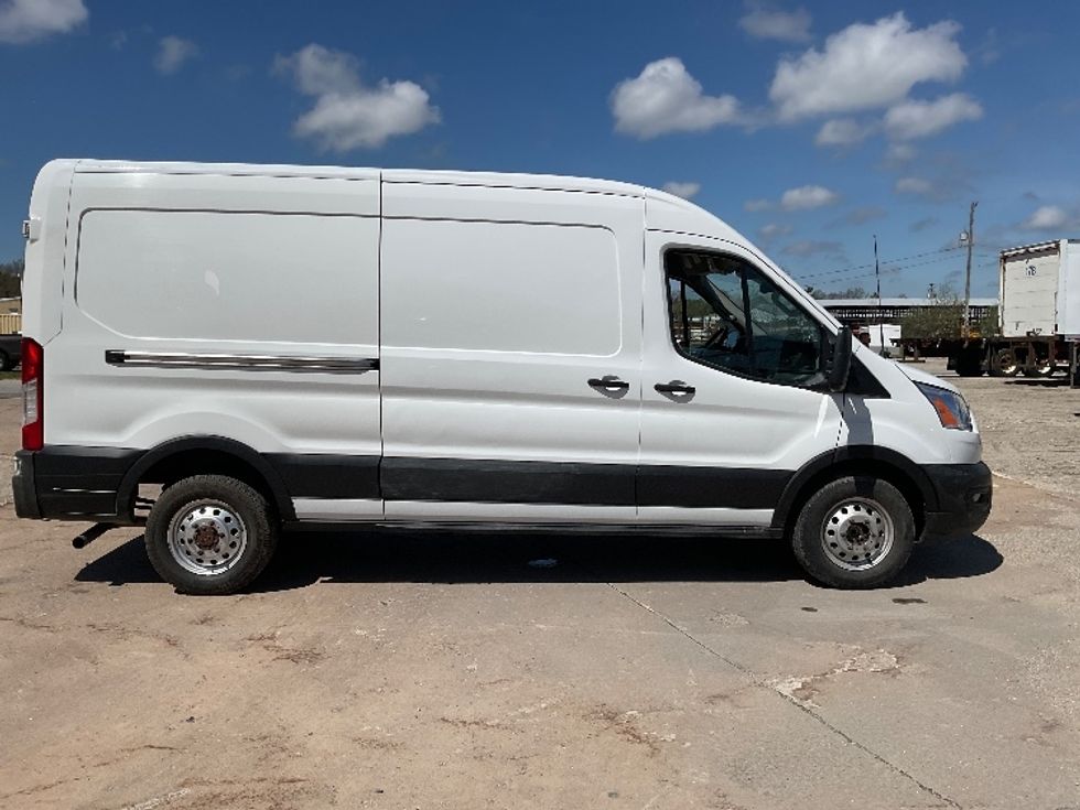 Cargo Van (Panel Van)-Light and Medium Duty Trucks-Ford-2021-Transit 250-Traverse City-MI-63,982\n\t\tmiles-$ 33,250 - Image 14