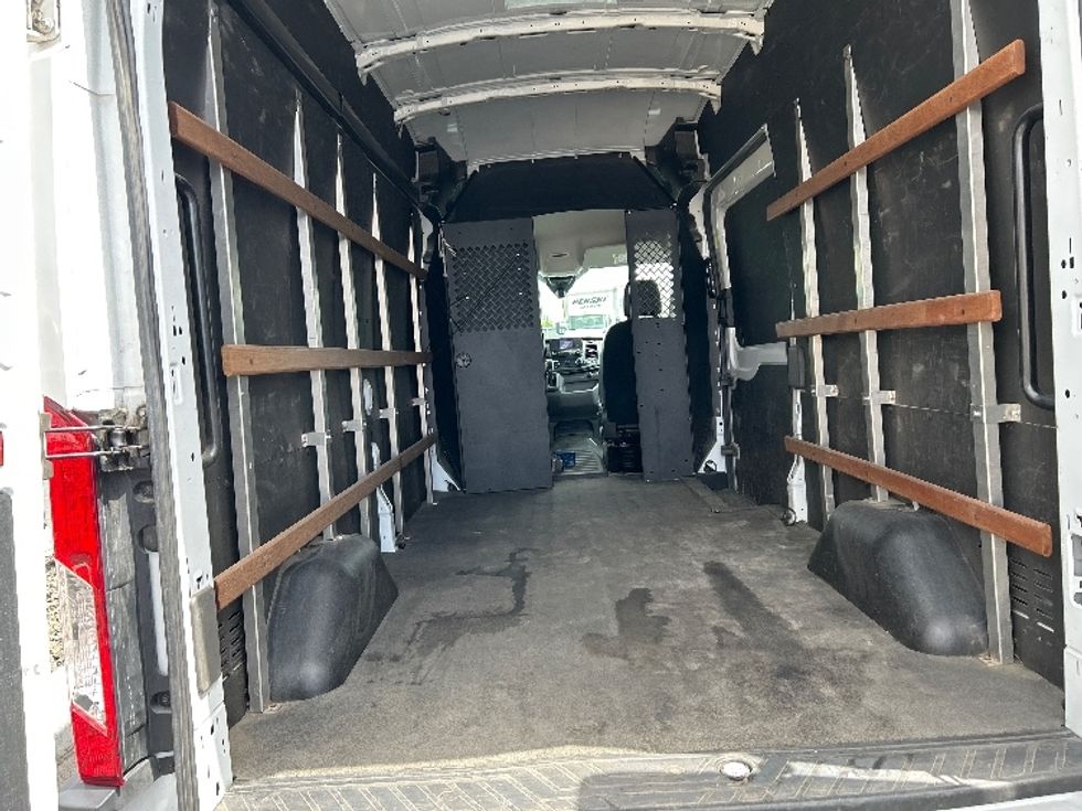 2021 Ford Transit photo 8