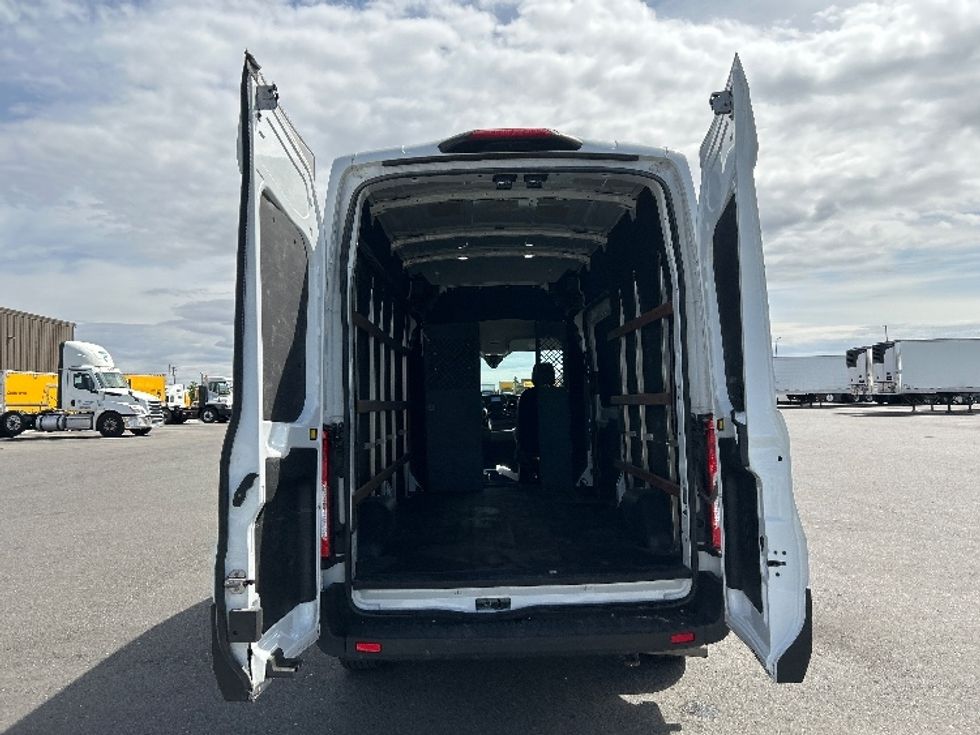 2021 Ford Transit photo 6