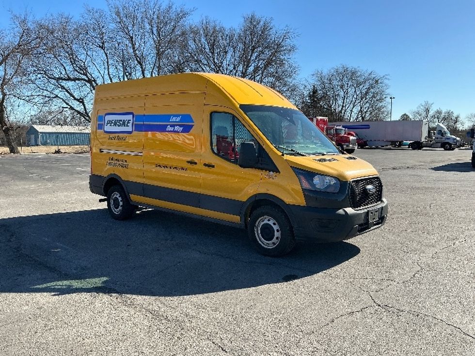 Cargo Van (Panel Van)-Light and Medium Duty Trucks-Ford-2021-Transit 250-Tulsa-OK-85,572\n\t\tmiles-$ 30,750 - Image 1