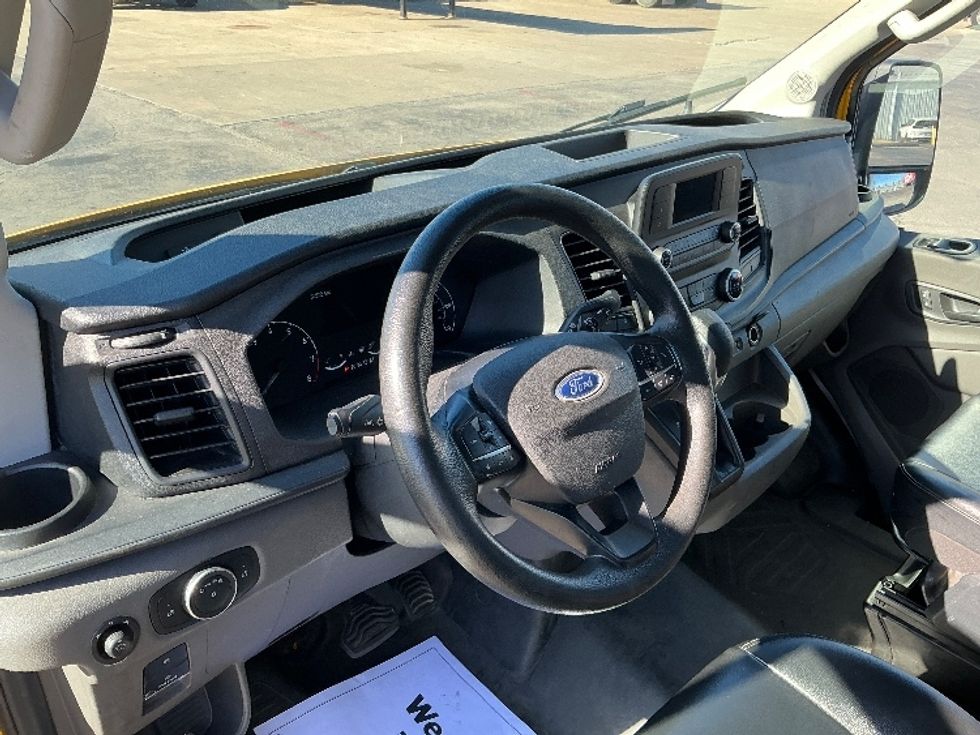 Cargo Van (Panel Van)-Light and Medium Duty Trucks-Ford-2021-Transit 250-Tulsa-OK-85,572\n\t\tmiles-$ 30,750 - Image 13