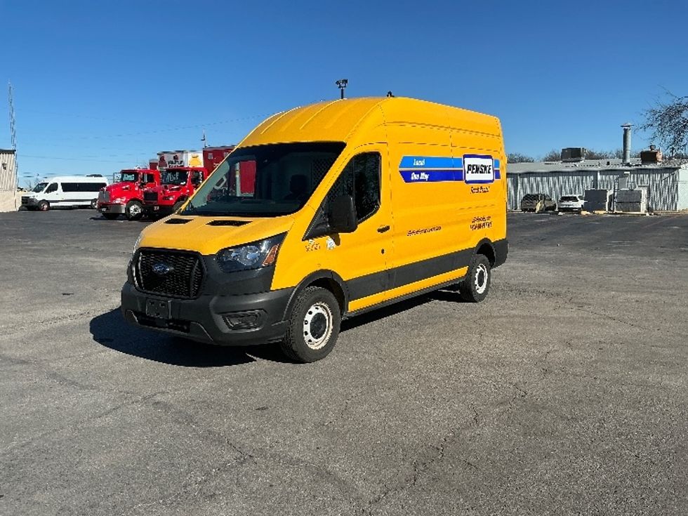 Cargo Van (Panel Van)-Light and Medium Duty Trucks-Ford-2021-Transit 250-Tulsa-OK-85,572\n\t\tmiles-$ 30,750 - Image 3