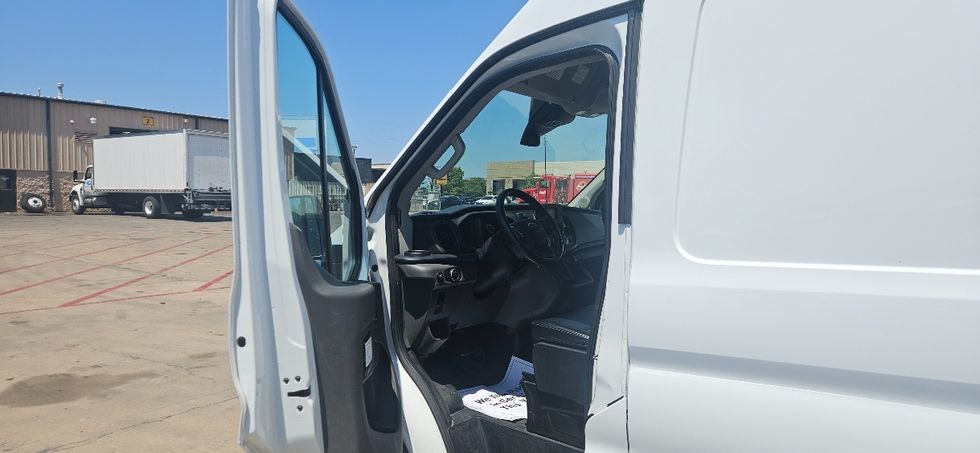 Cargo Van (Panel Van)-Light and Medium Duty Trucks-Ford-2021-Transit 250-Tulsa-OK-87,011\n\t\tmiles-$ 33,750 - Image 12