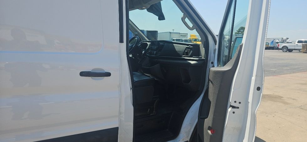 Cargo Van (Panel Van)-Light and Medium Duty Trucks-Ford-2021-Transit 250-Tulsa-OK-87,011\n\t\tmiles-$ 33,750 - Image 16