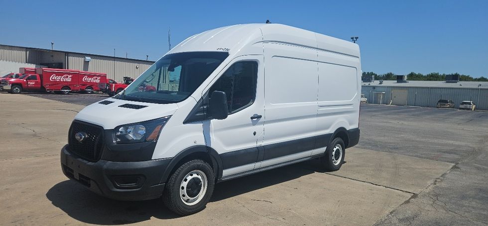 Cargo Van (Panel Van)-Light and Medium Duty Trucks-Ford-2021-Transit 250-Tulsa-OK-87,011\n\t\tmiles-$ 33,750 - Image 3