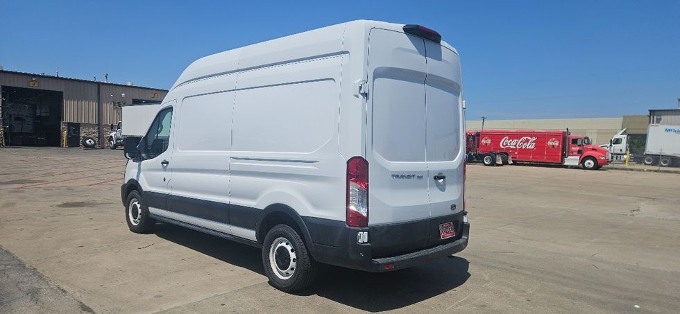 Cargo Van (Panel Van)-Light and Medium Duty Trucks-Ford-2021-Transit 250-Tulsa-OK-87,011\n\t\tmiles-$ 33,750 - Image 5