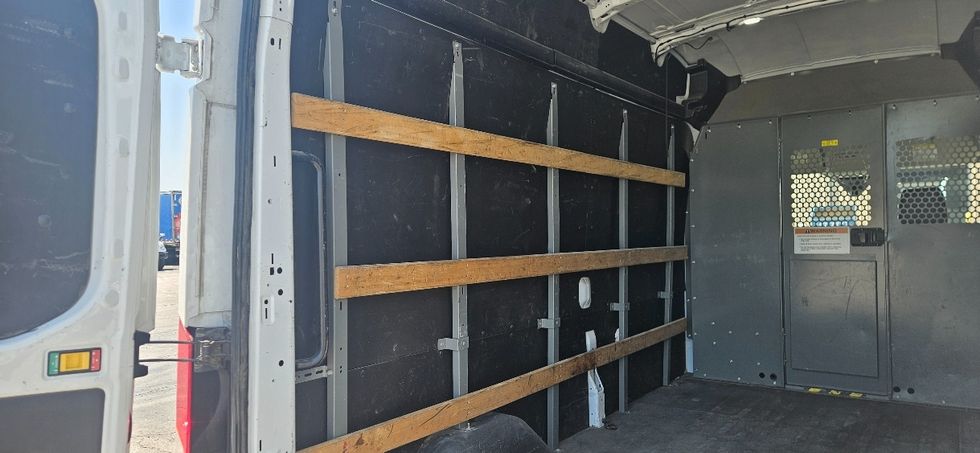 Cargo Van (Panel Van)-Light and Medium Duty Trucks-Ford-2021-Transit 250-Tulsa-OK-87,011\n\t\tmiles-$ 33,750 - Image 8